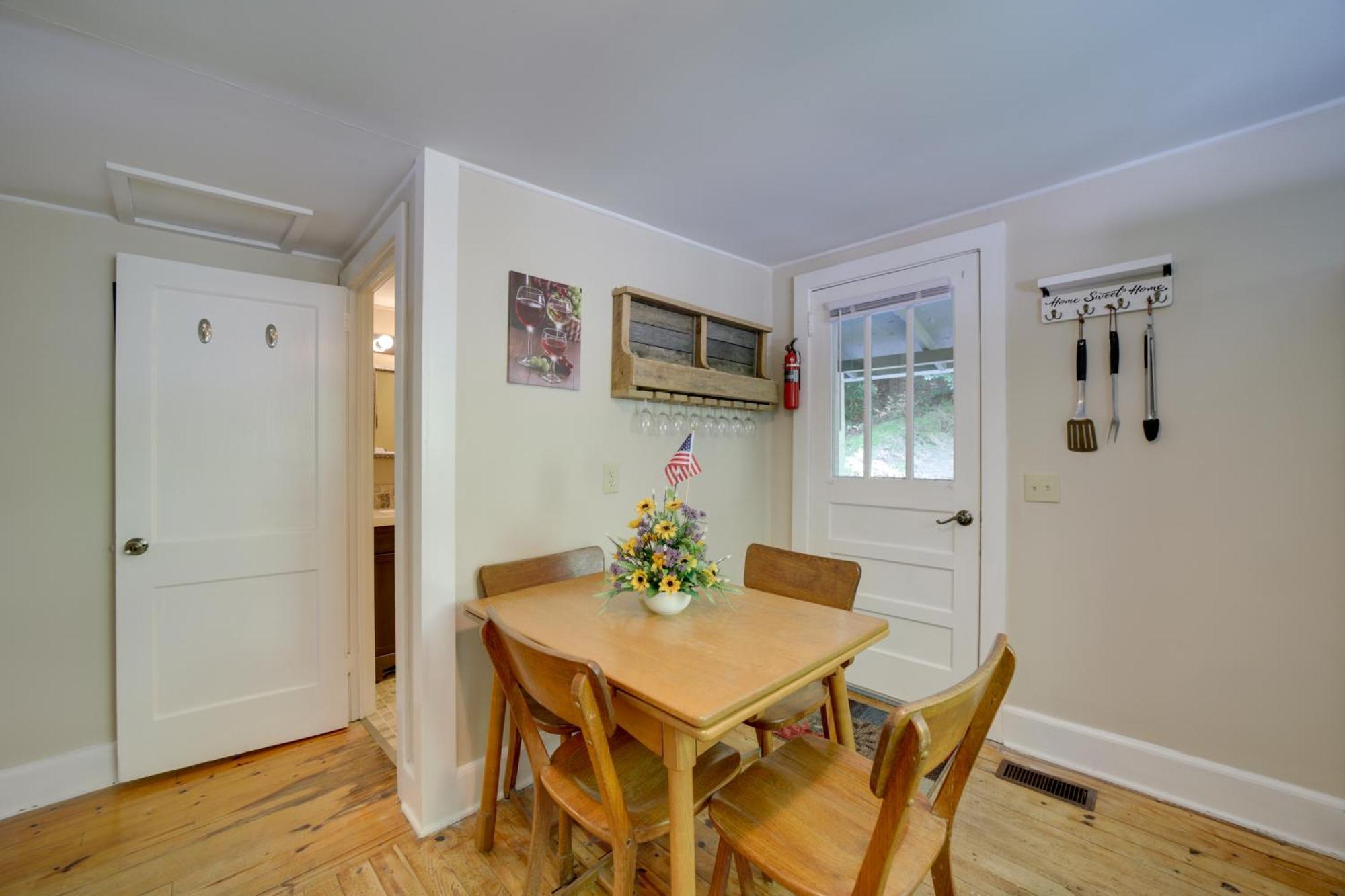 Bryson City Home With Private Fire Pit And Creek! Bagian luar foto