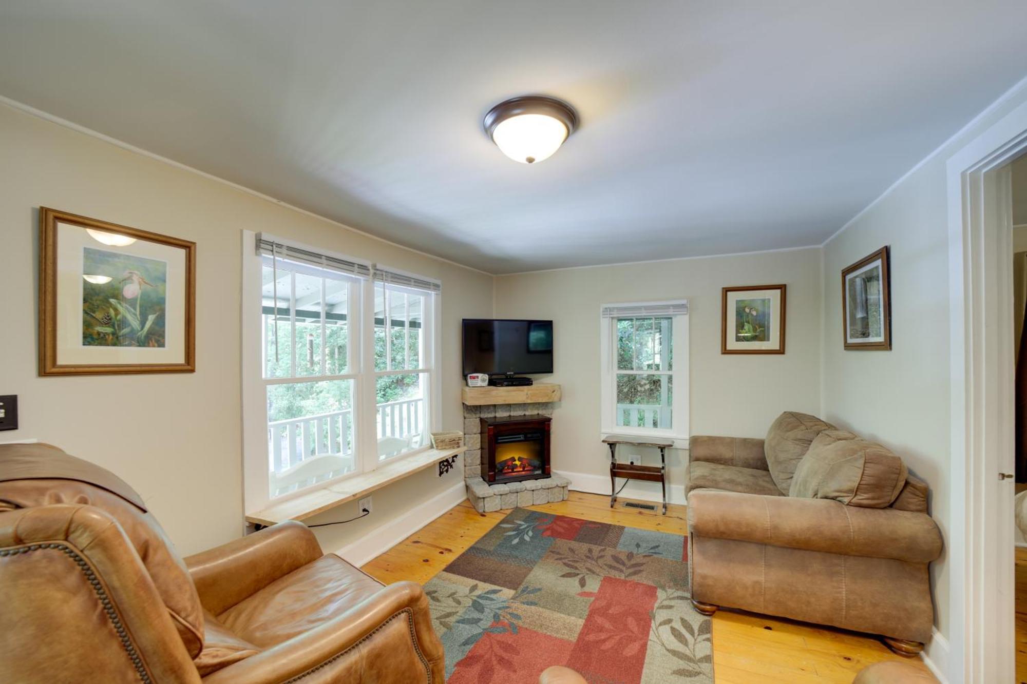 Bryson City Home With Private Fire Pit And Creek! Bagian luar foto