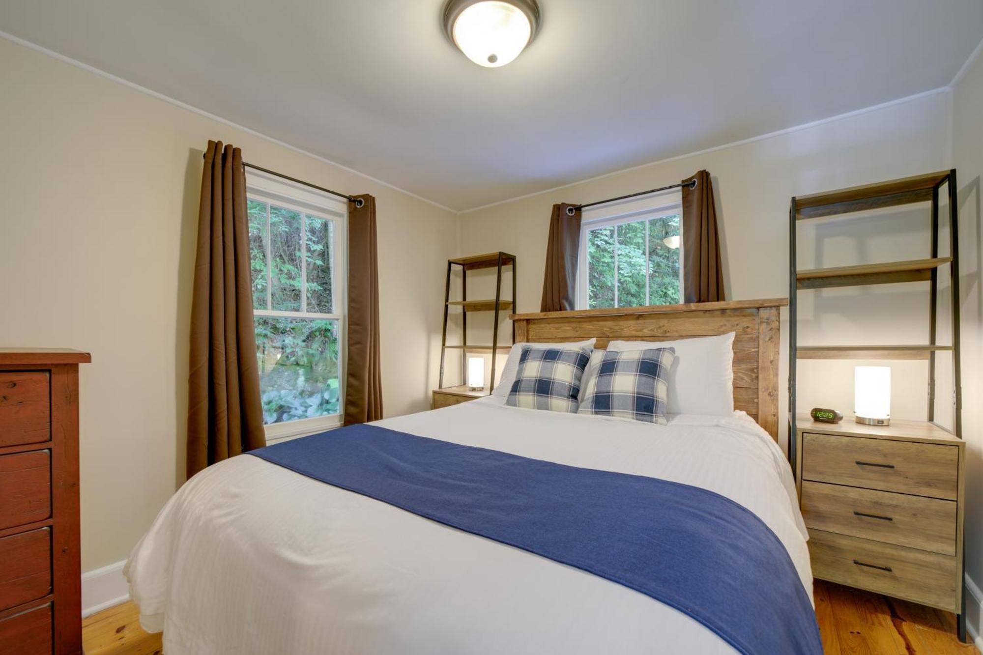 Bryson City Home With Private Fire Pit And Creek! Bagian luar foto