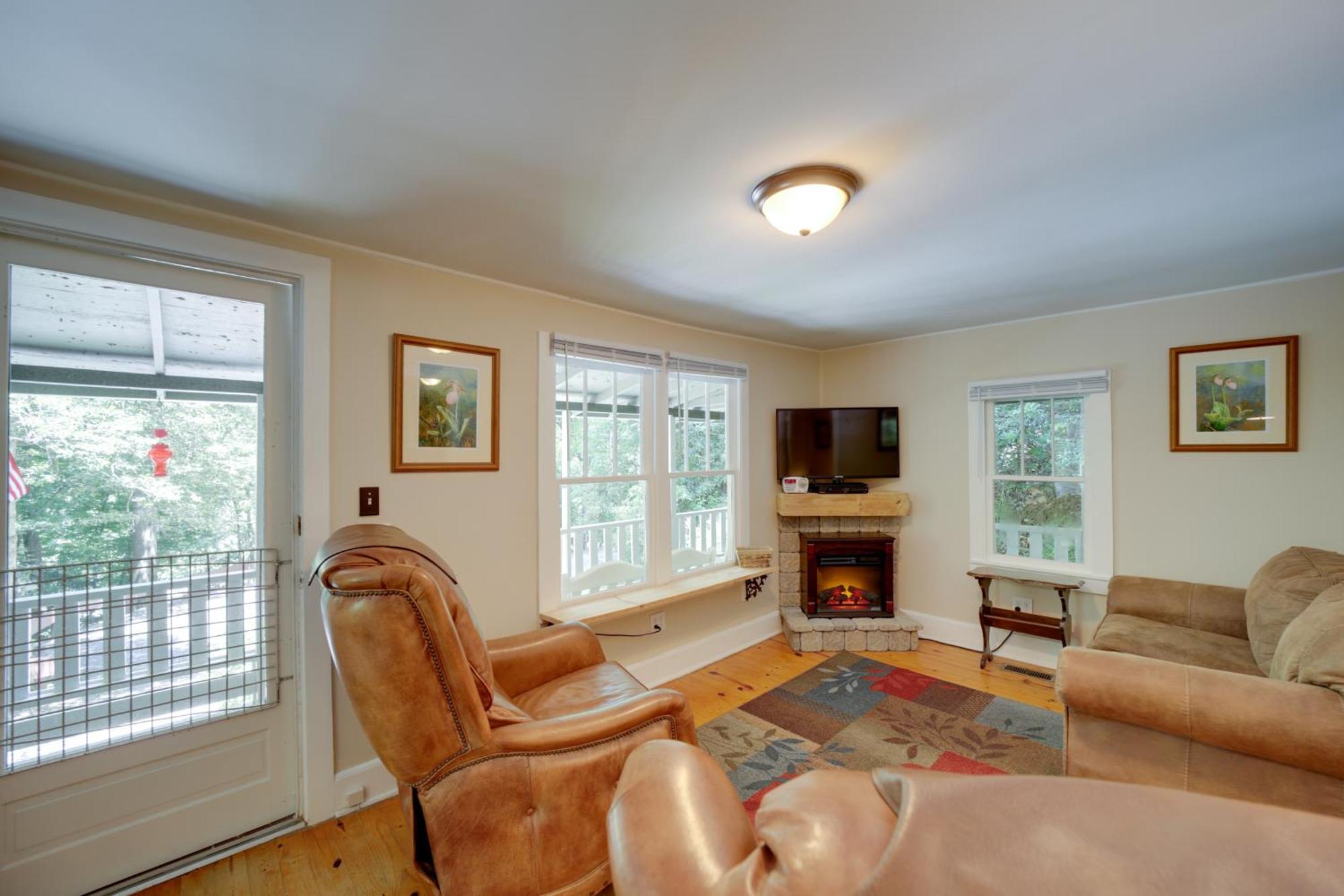 Bryson City Home With Private Fire Pit And Creek! Bagian luar foto