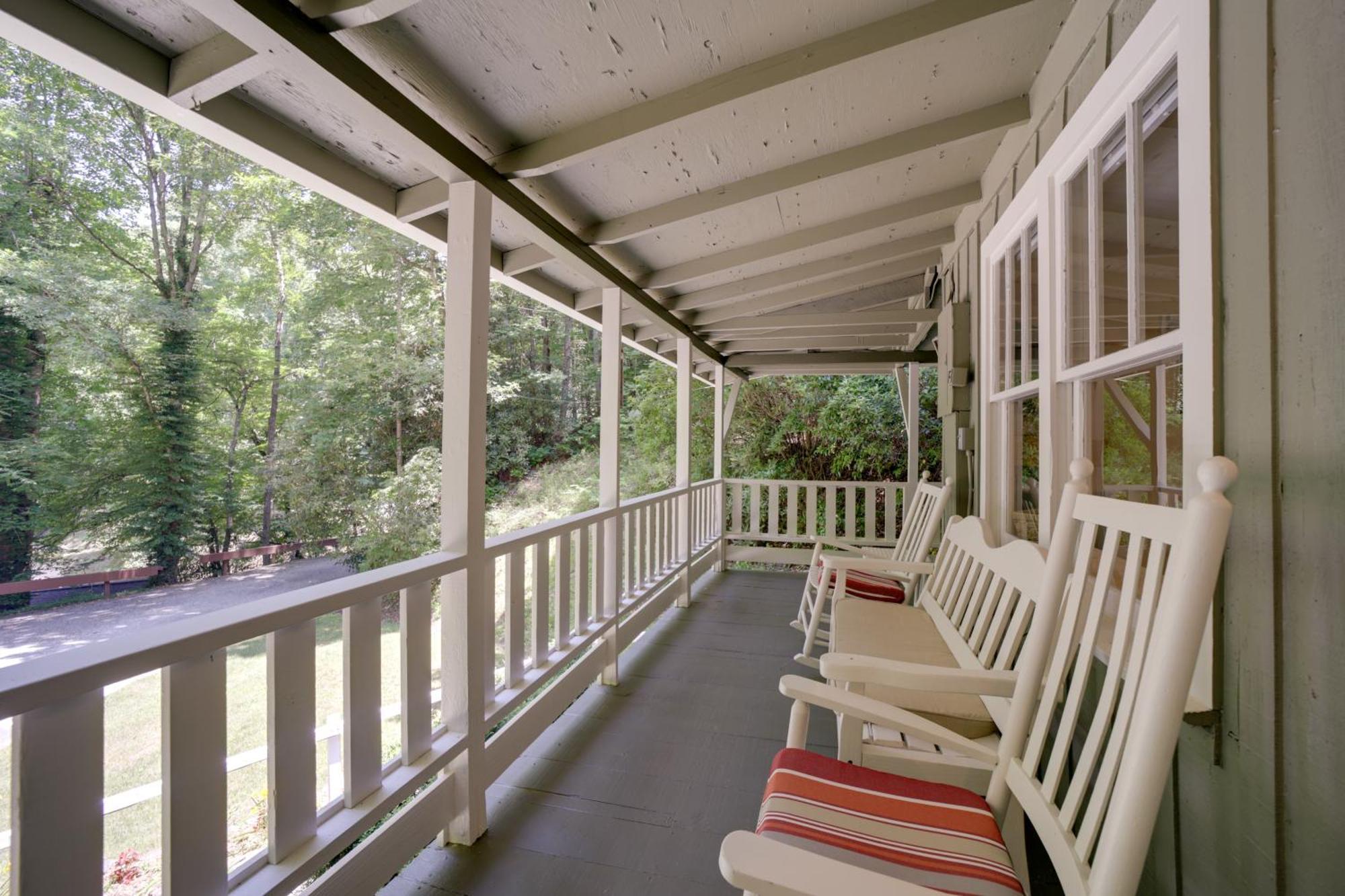 Bryson City Home With Private Fire Pit And Creek! Bagian luar foto